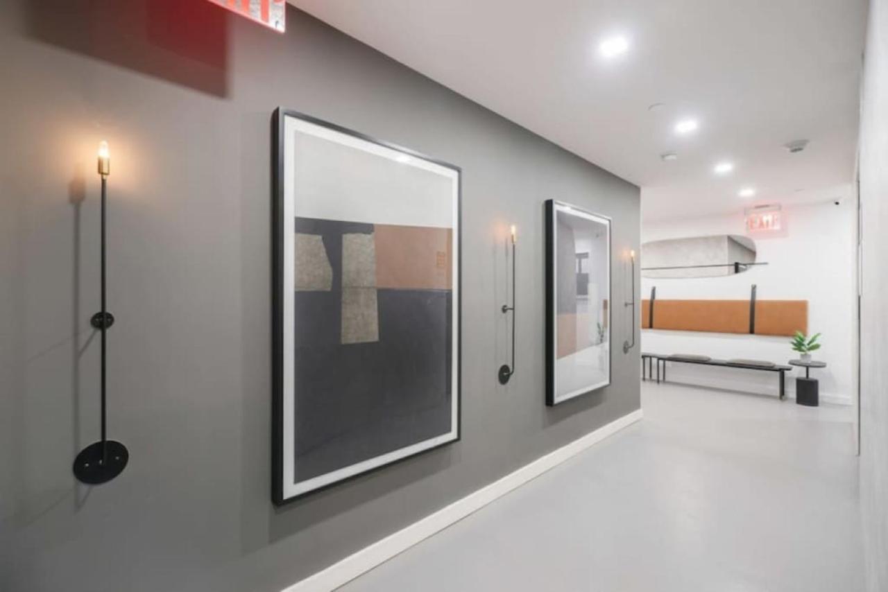 Luxe Studio With Charming Juliet Balcony Apartment New York
